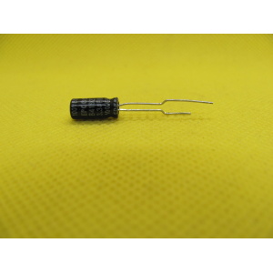 B41827A9335M 3,3uF X 100V