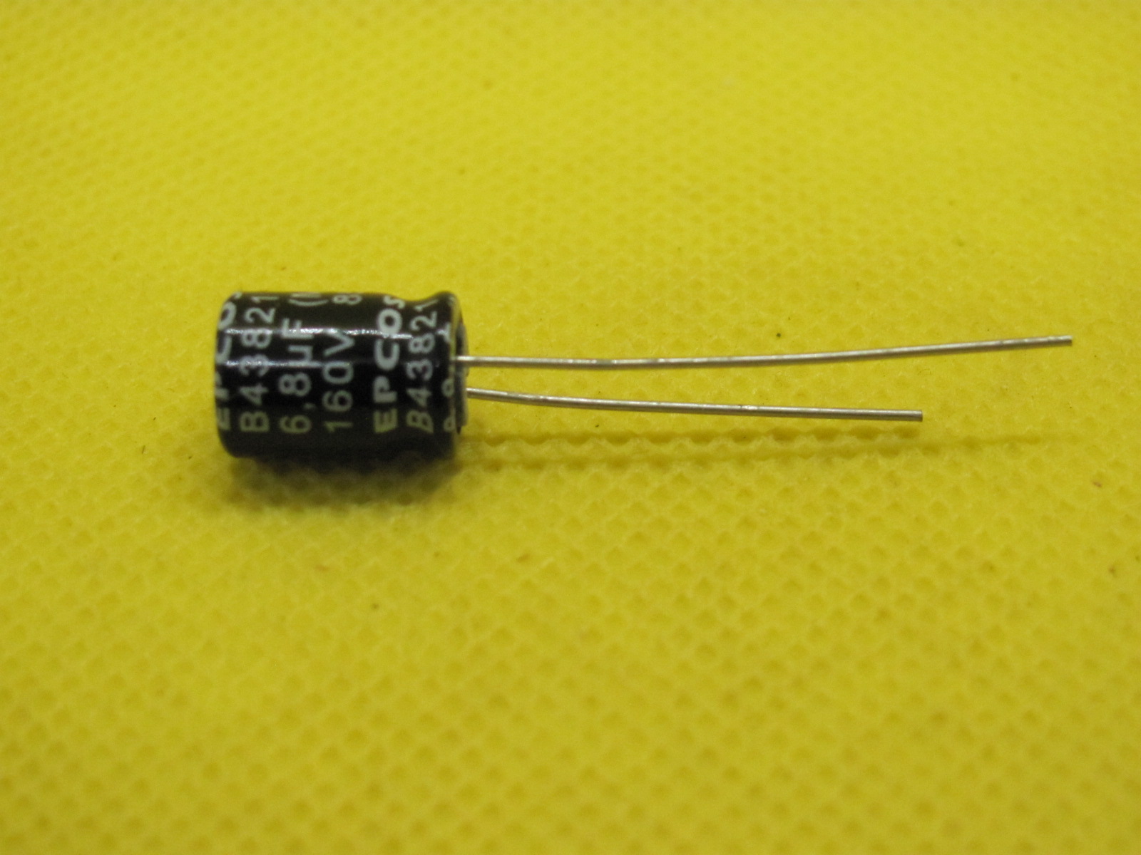 15312220347-6-8uf-160v