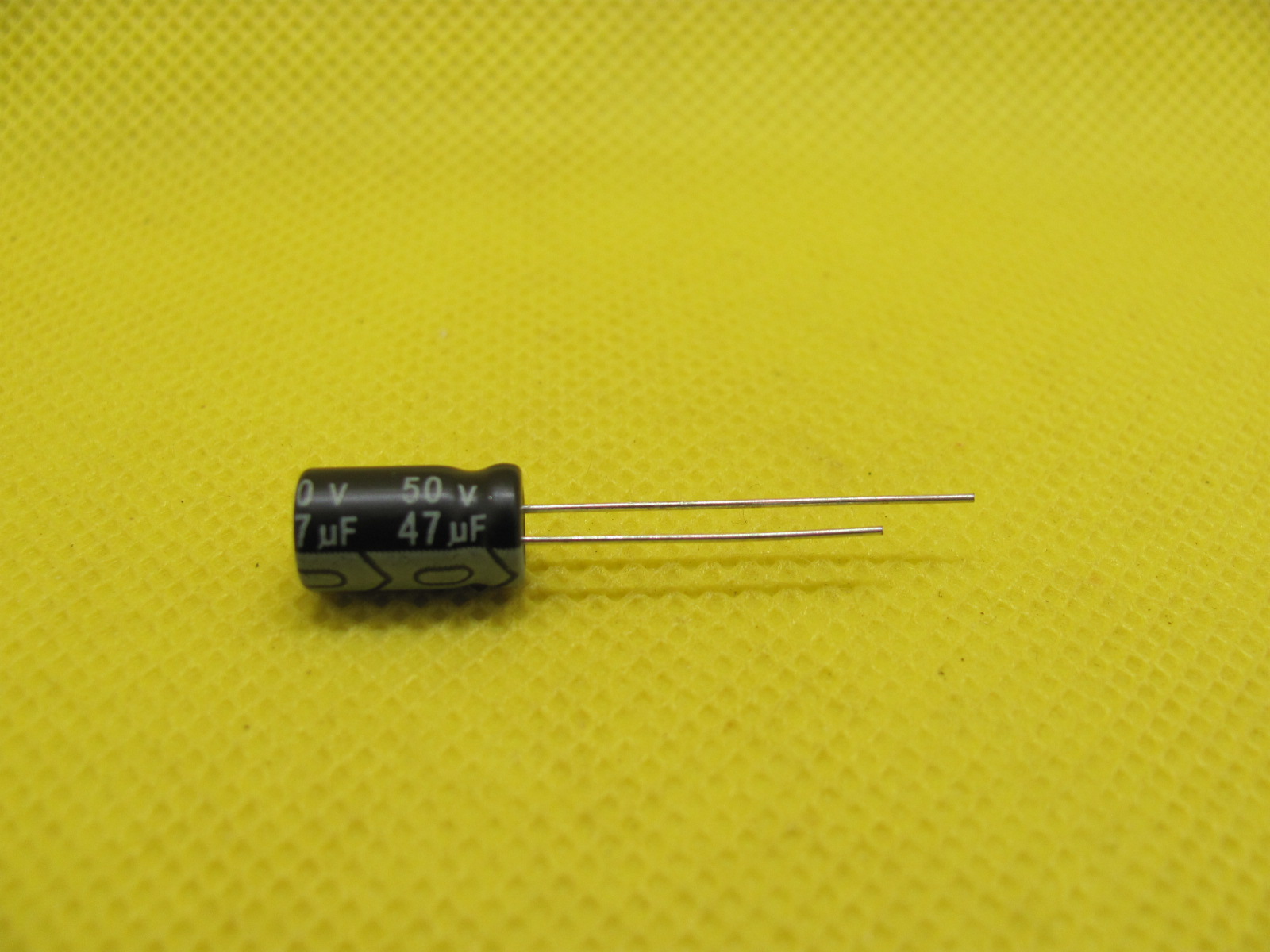 15312220429-47uf-50v