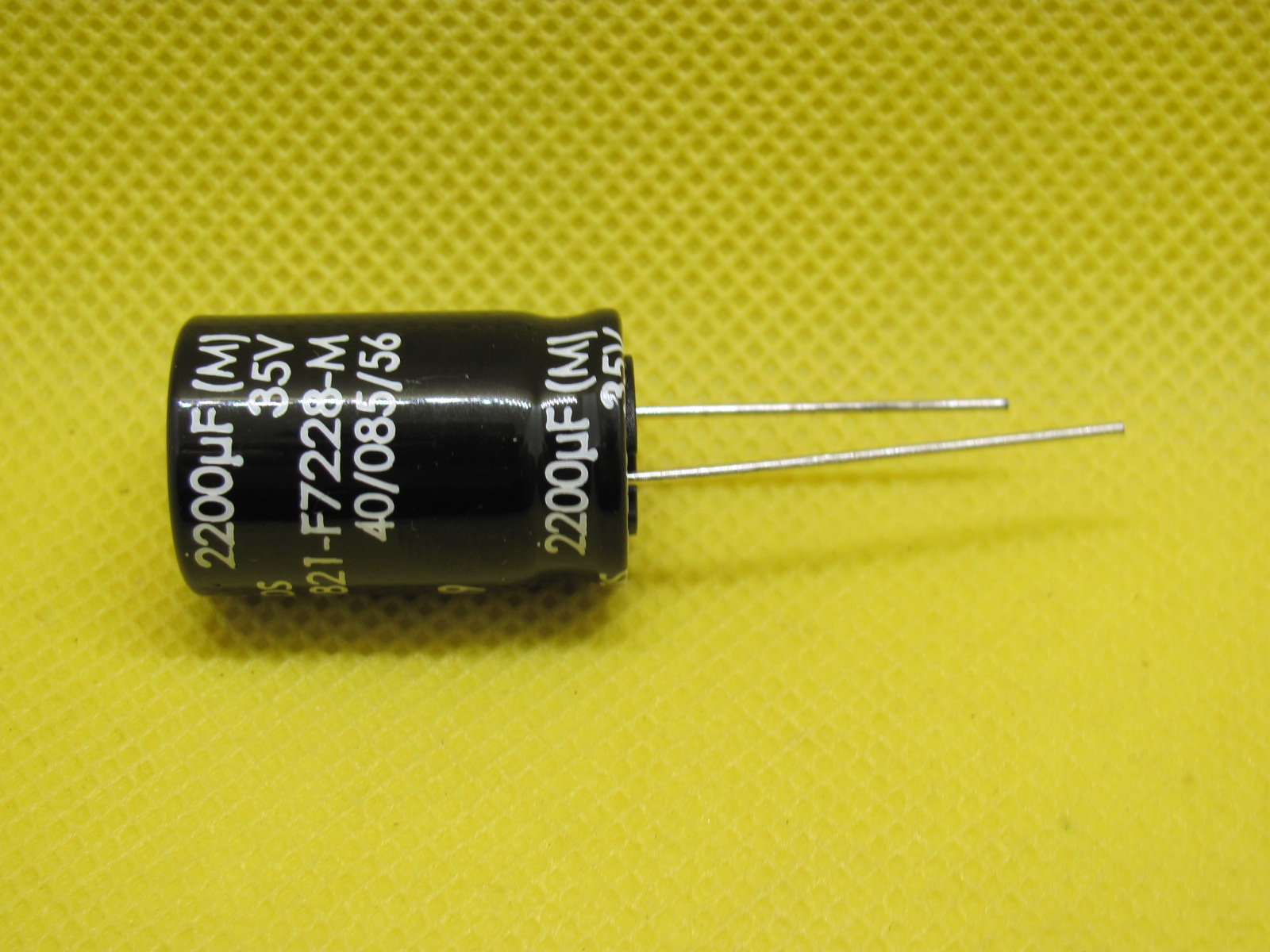 15312227503-2200uf-35v