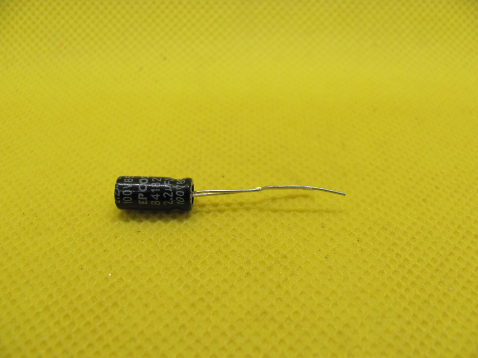 15312227978-2-2uf-100v-1