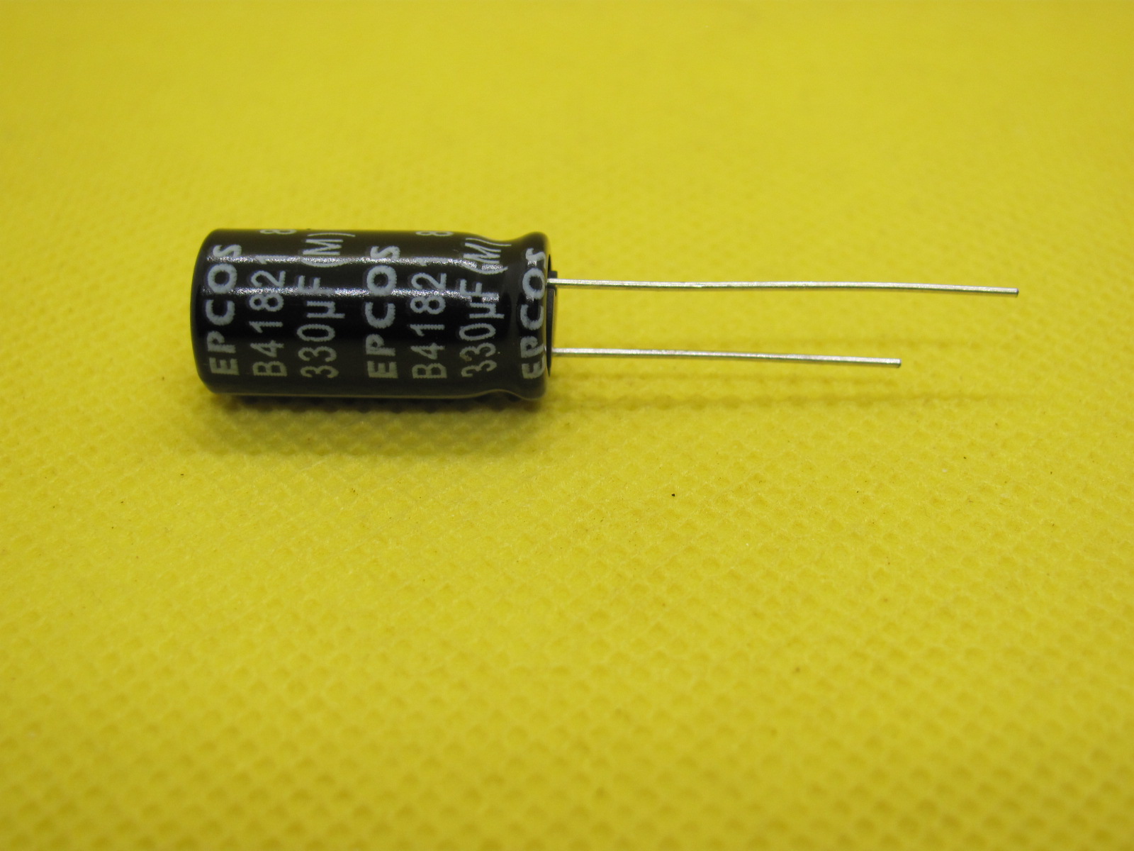 15314038429-330uf-x-63v