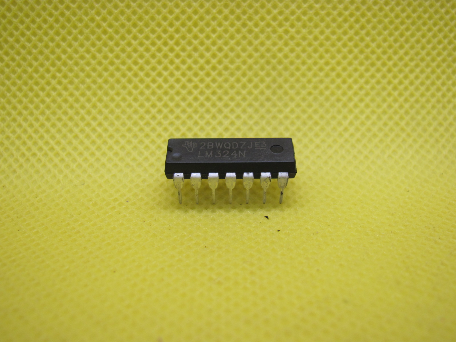 15315198990-lm324