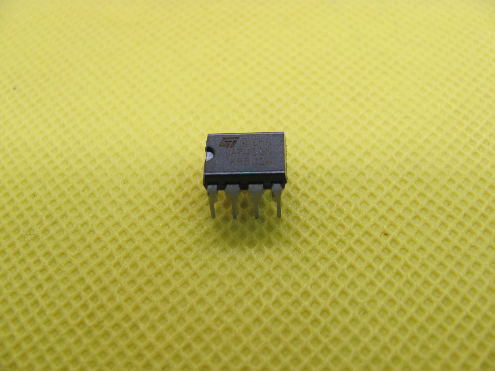 15315382004-lm741cn