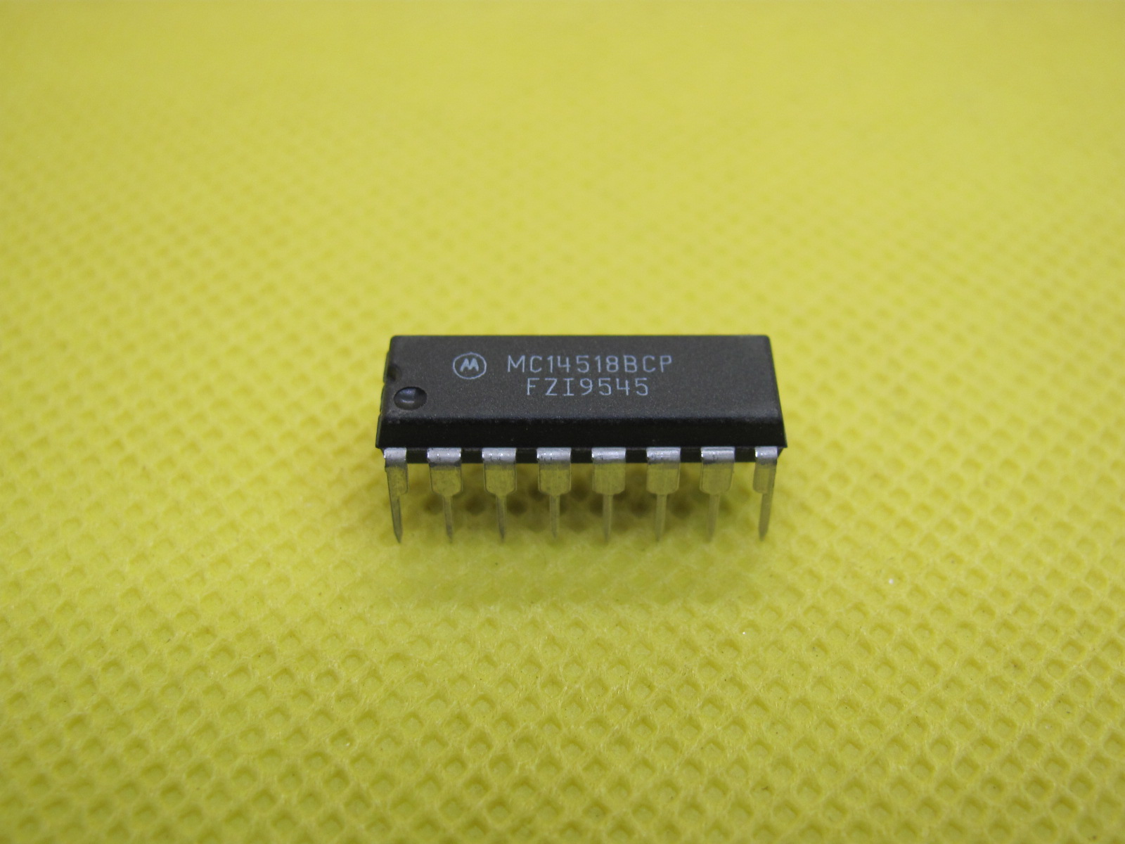 15321615997-mc14518