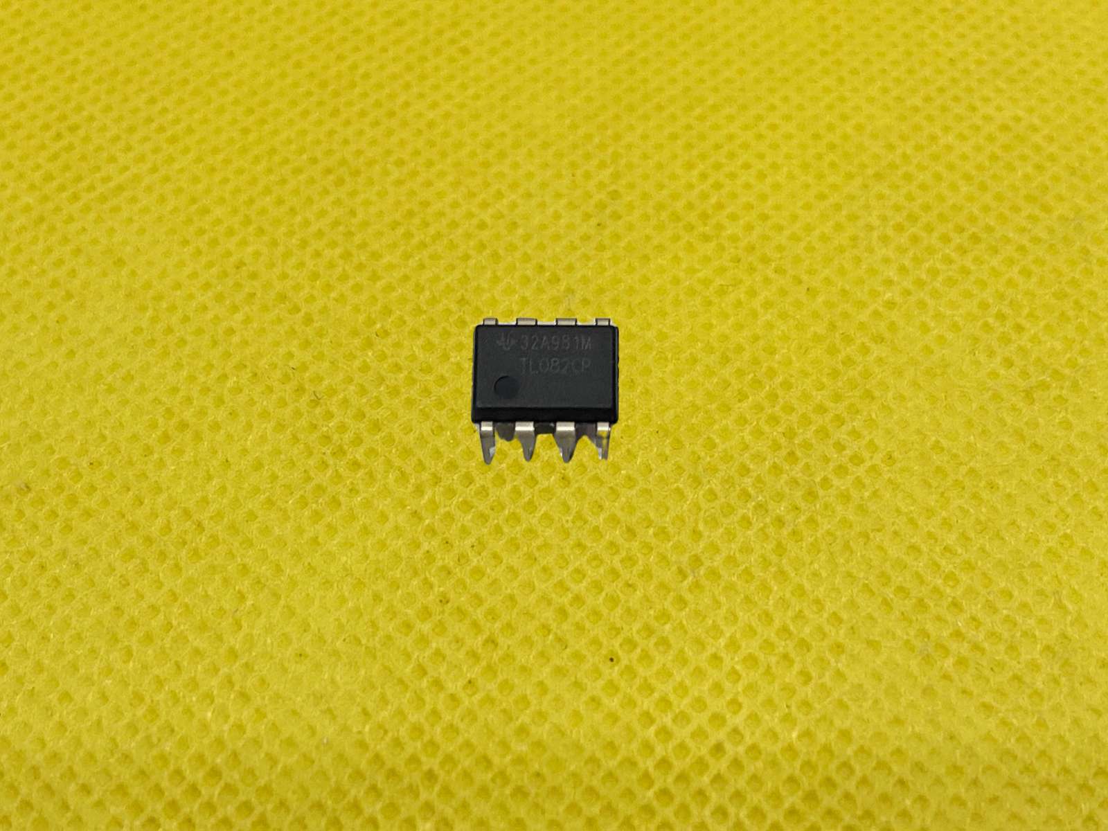 15324056911-tl082