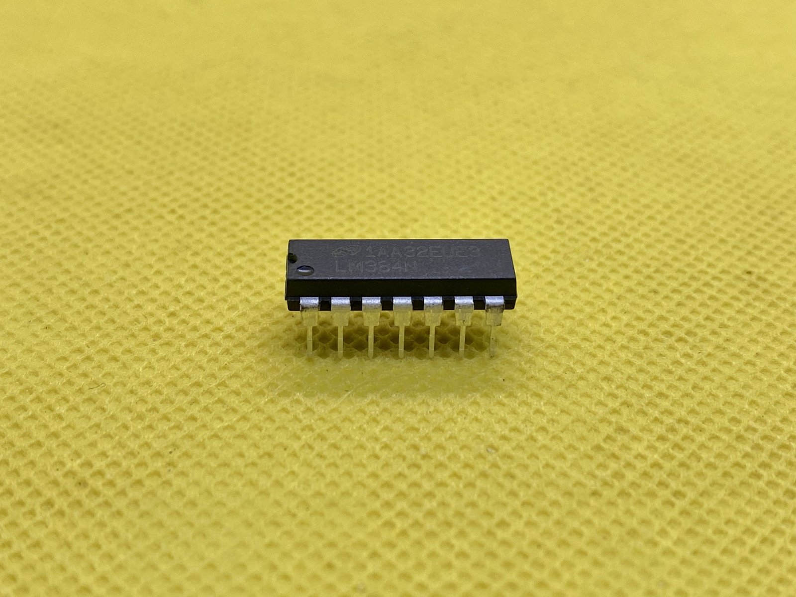 15324065990-lm384n