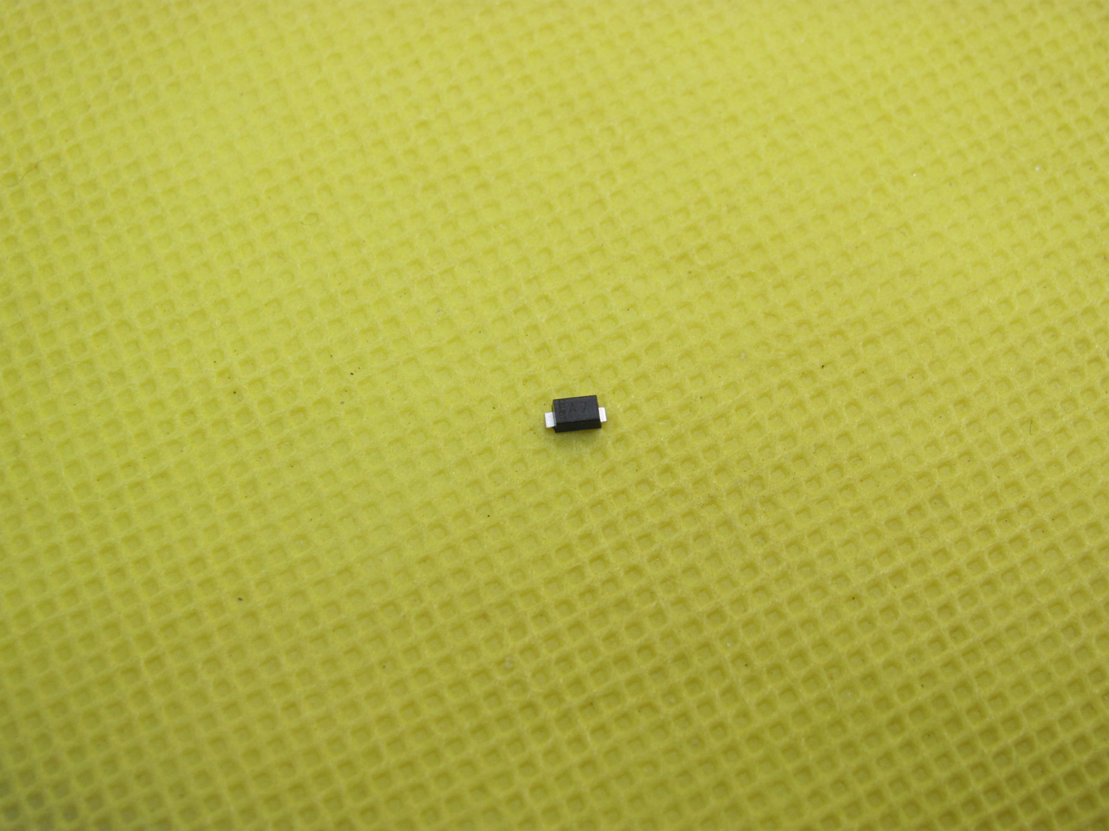 15328302543-1n4007-smd