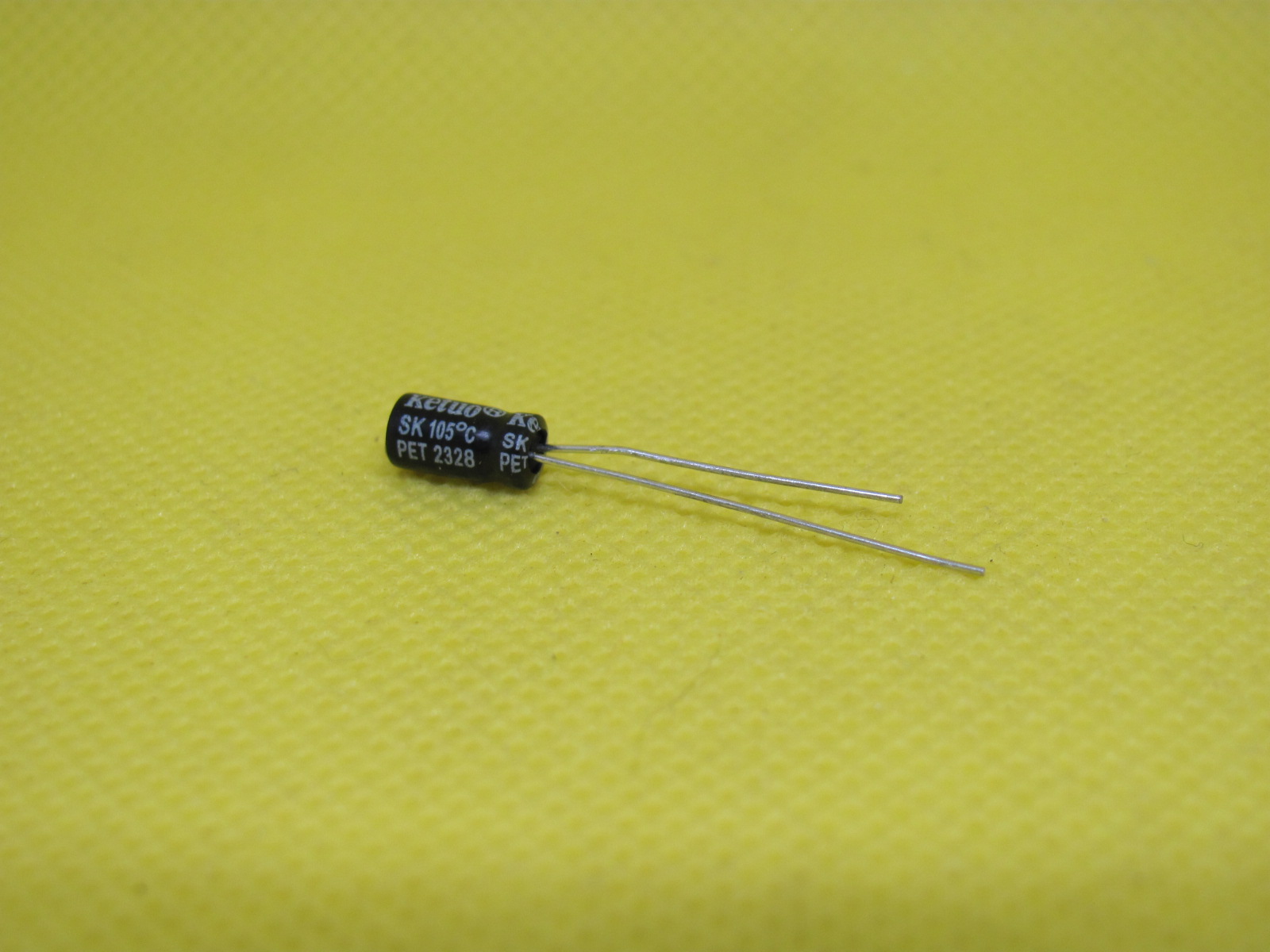 15329132115-10u25v105c-b-1