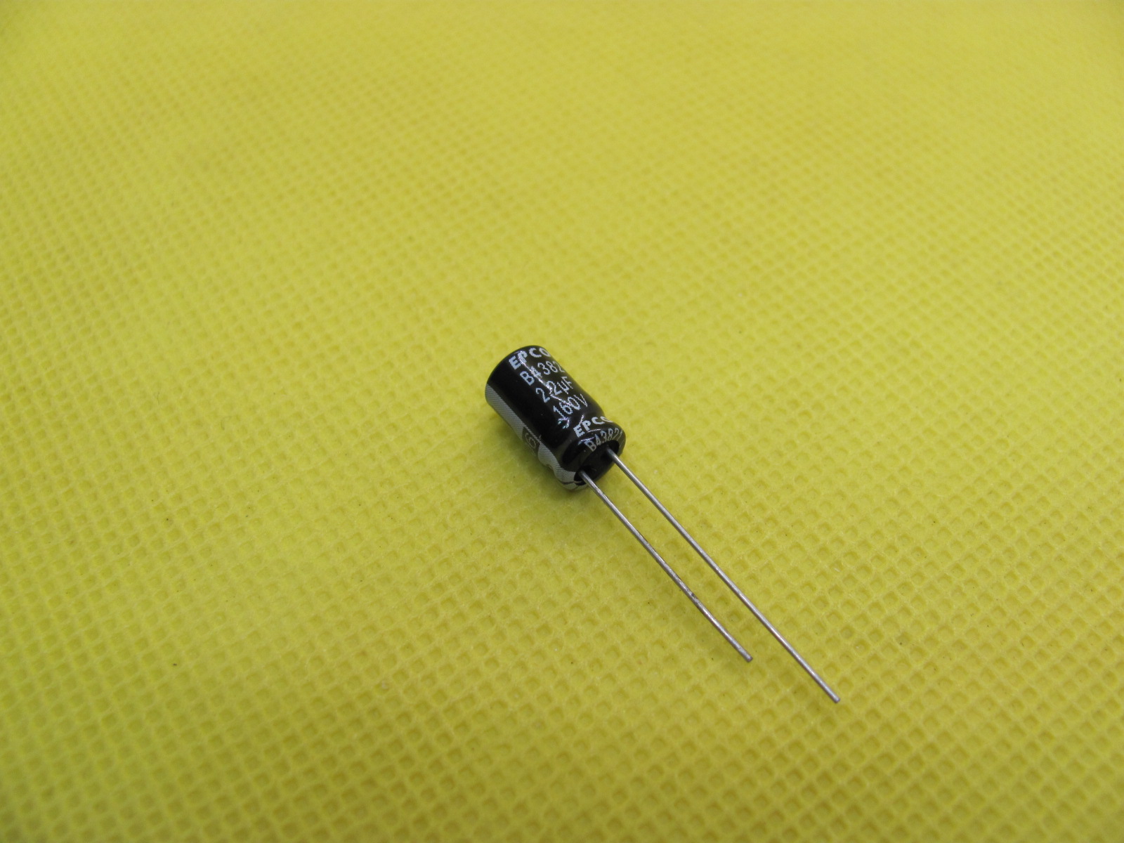 15345083009-b4382-2-2uf-160v