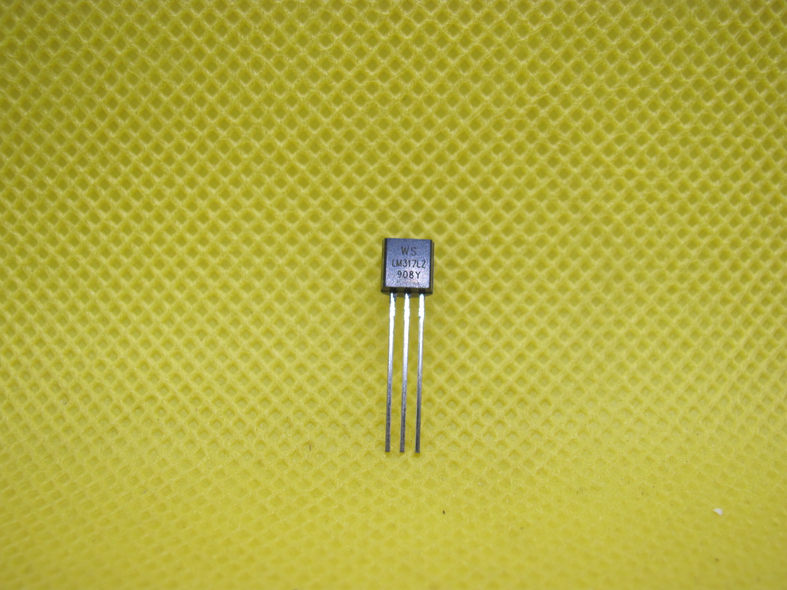 15366802846-lm317lz