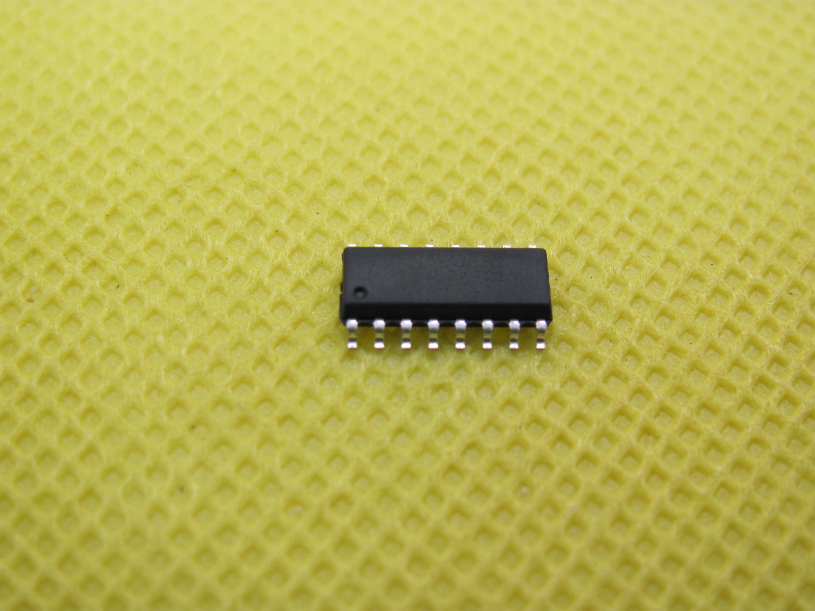 15367117405-74hc595d-smd